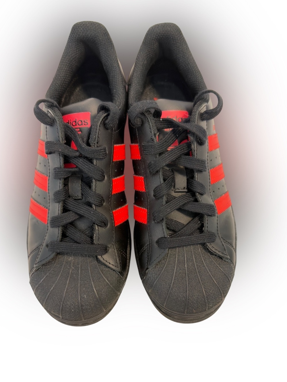 NWOT Adidas Superstar Core Black Vivid Red Sneakers Men Women Classic Size 5M/7W - Picture 3 of 7
